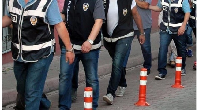 3 ilde suç örgütü operasyonu: 2si polis 11 gözaltı