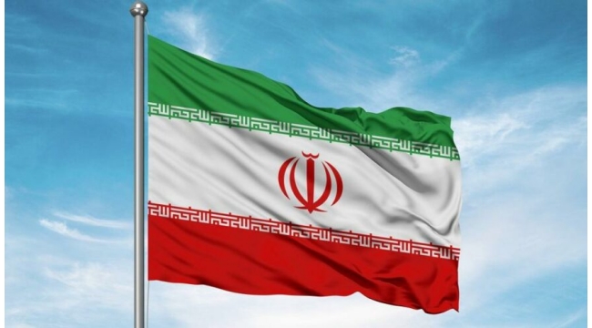 İran'ın eski merkez bankası başkanı 10 yıl hapis cezası aldı