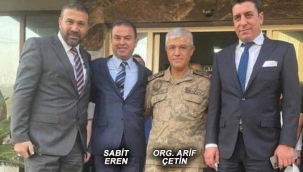 SABİT EREN ,JANDARMA GENEL KOMUTANI ARİF ÇETİN İN RESMİNİ PAYLAŞARAK NEYİ AMAÇLIYOR?