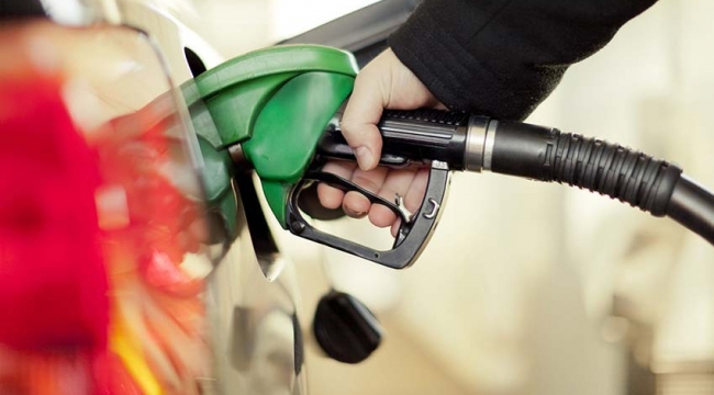 Benzin ve motorine bu gece zam yolda!