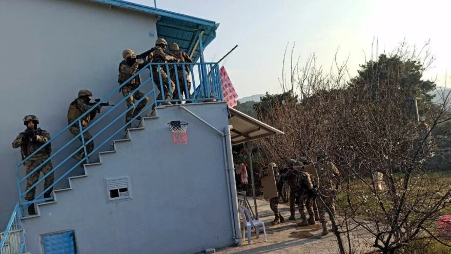 Kuşadası eski Belediye Başkanı'na saldırının azmettiricisi yakalandı