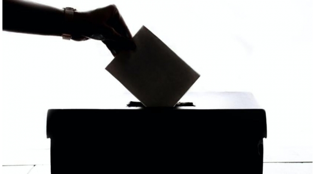MetroPOLL Araştırma: 4 puanlık kararsız AKP'li seçmen partilerine döndü