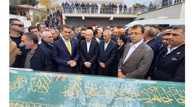 Kemal Kılıçdaroğlu, kardeşini son yolculuğuna uğurladı
