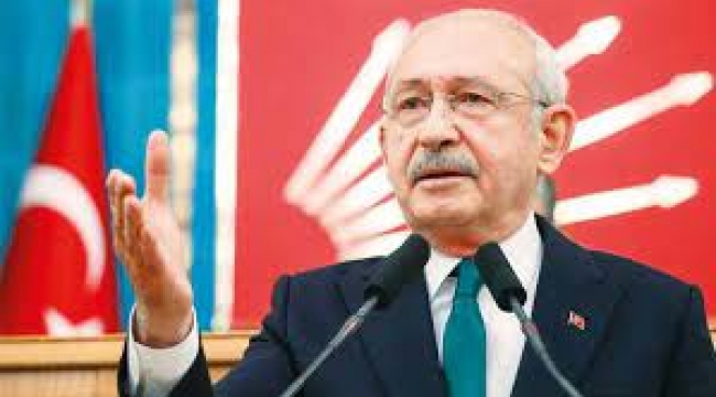 CHP genel merkezi çatırdıyor... Onursal Adıgüzel gitti, Akan Abdula gitti, gözler Tuncay Özkan'da