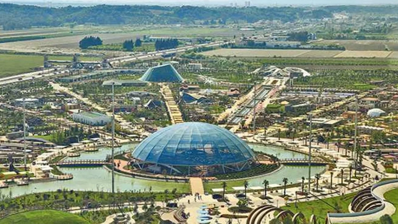 1 milyar 720 milyon liralık yatırımla yapılan Antalya EXPO, satışa çıkarıldı