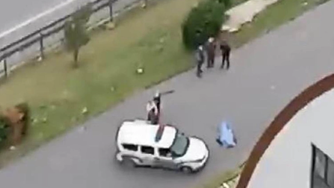 Esenyurt'ta şüpheli ölüm: Diş doktoru aracının yanında ölü bulundu