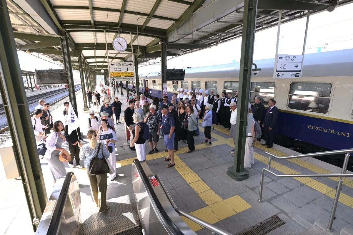 Bakan Uraloğlu duyurdu: Paris-İstanbul turistik tren seferleri nostaljik bir yolculuk deneyimi sunacak