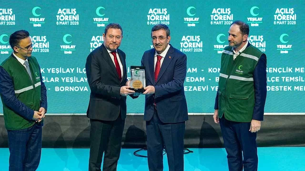 Ünlü iş insanı Nazım Torbaoğlu'na bir ayda 2 teşekkür plaketi