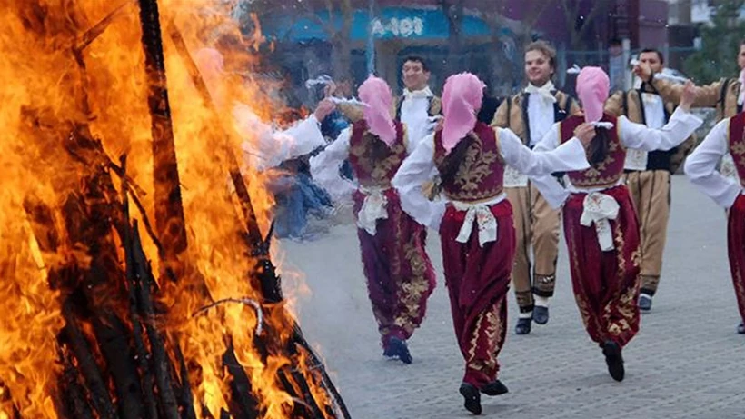 AK Parti Açıkladı: Yeni Resmi Tatil Geliyor